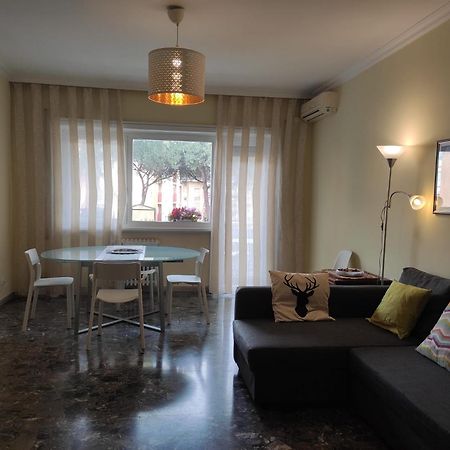 Appartement Cinthia'S House à Rome Extérieur photo